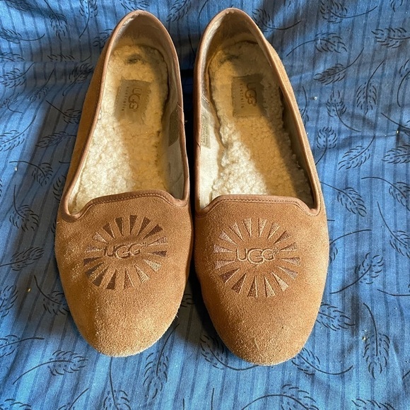 Ugg Alloway slippers in chestnut brown with shearling liners 9 - Picture 1 of 5